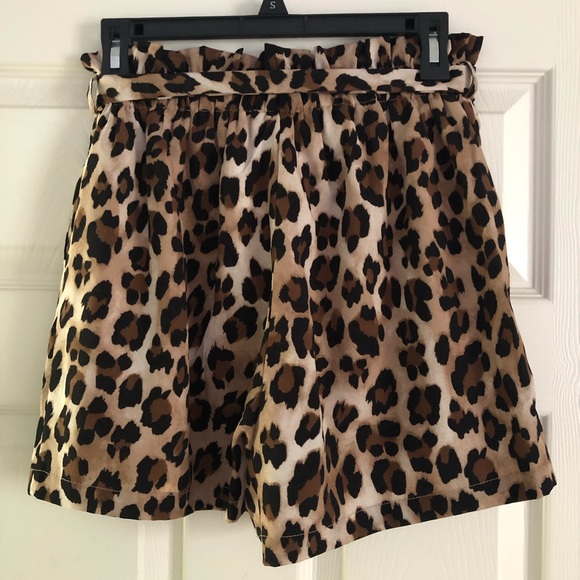 Cheetah Print Paper Bag Shorts - Picture 2 of 2